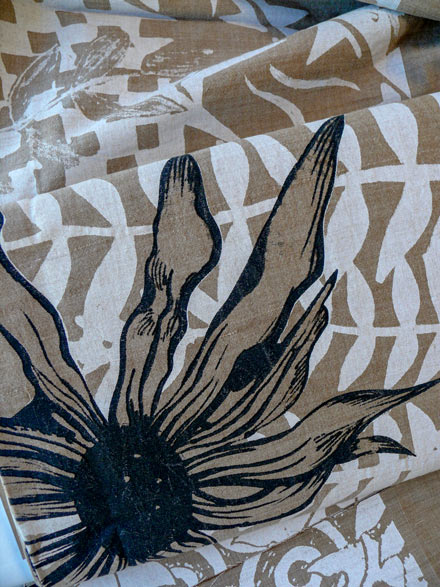 Flannel Flower - Black & White Print on Brown Shot Cotton